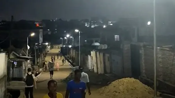 0418 90W solar street light in Nigeria