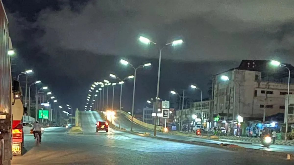 0477 Series All in One Solar LED Street Light in Kenya