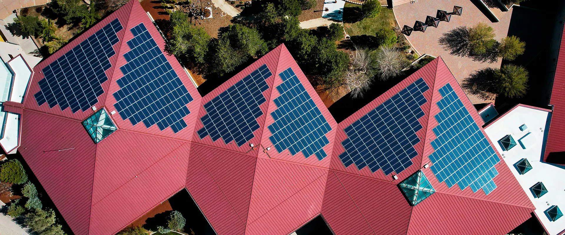 ST-M-450W solar panel in Germany commercial applications