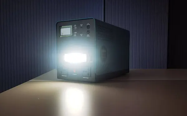Built-in LED light